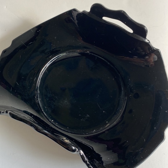 Vintage LE Smith Black Amethyst Depression Glass BonBon Serving Dish Handle Tray - Picture 5 of 5